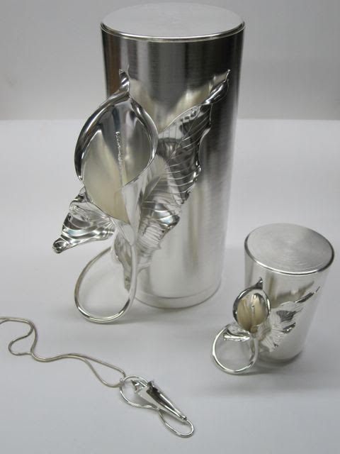 Calla Lily urn collection